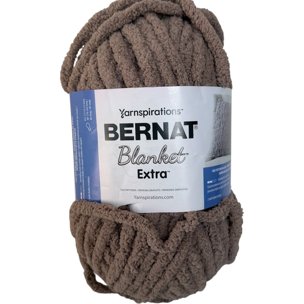 Bernat Blanket Extra Thick Yarn 97 yds 10.5 oz 100% Polyester Mushroom 161027